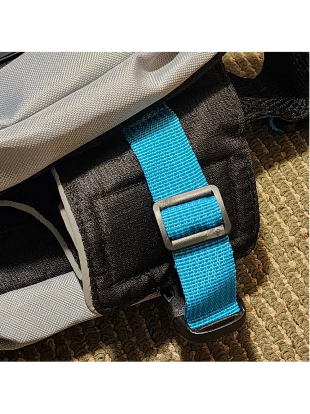 ZippyPaws Adventure Backpack for Dogs Small Size Grey Blue